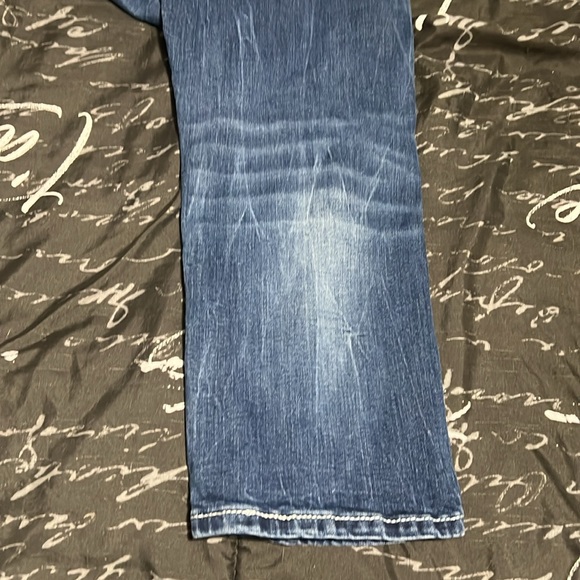 Miss Me Jeans Mid Rise Easy Crop 29 medium wash - Picture 13 of 16